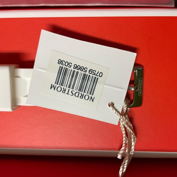 NWT Coach rubber watch, white - Picture 5 of 9